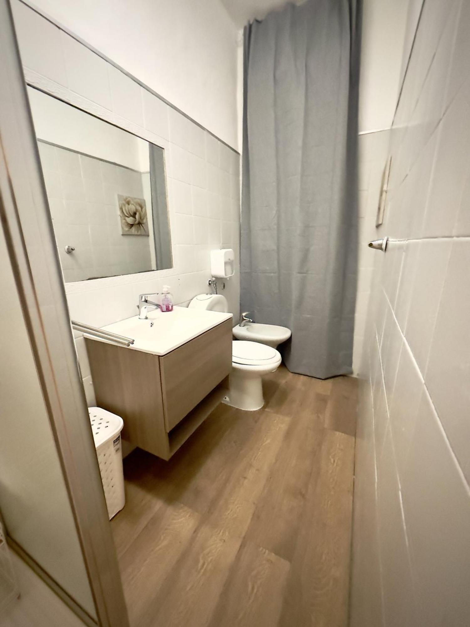 Dama House Airport&Hospital Apartment Catania Exterior photo